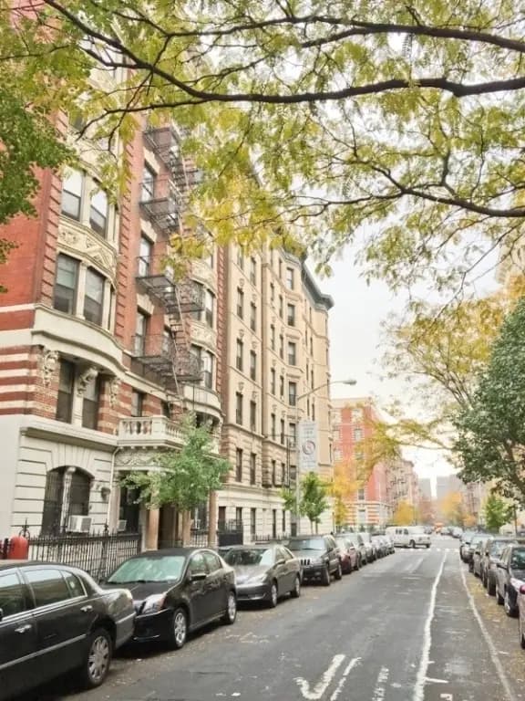 Modern NYC apartment interior 2