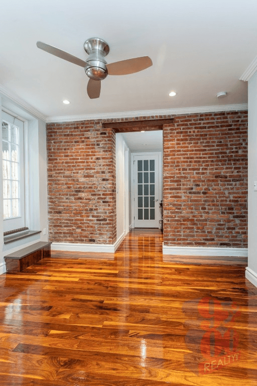 1590 LEXINGTON AVE., #4