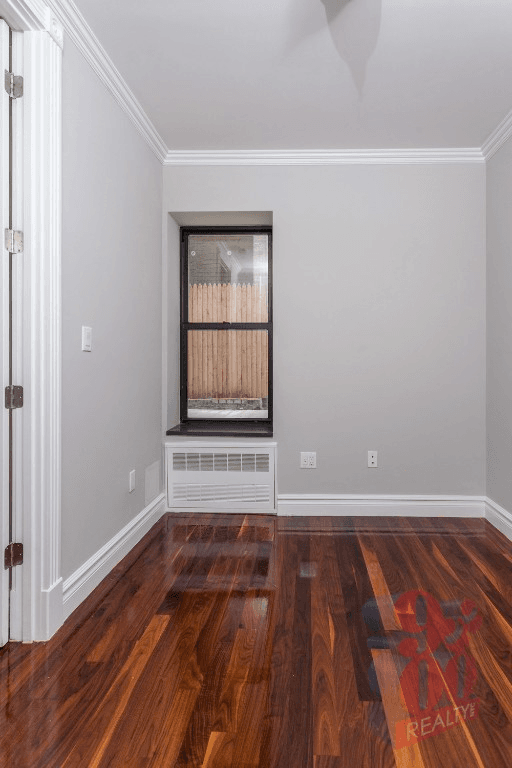 1590 LEXINGTON AVE., #4