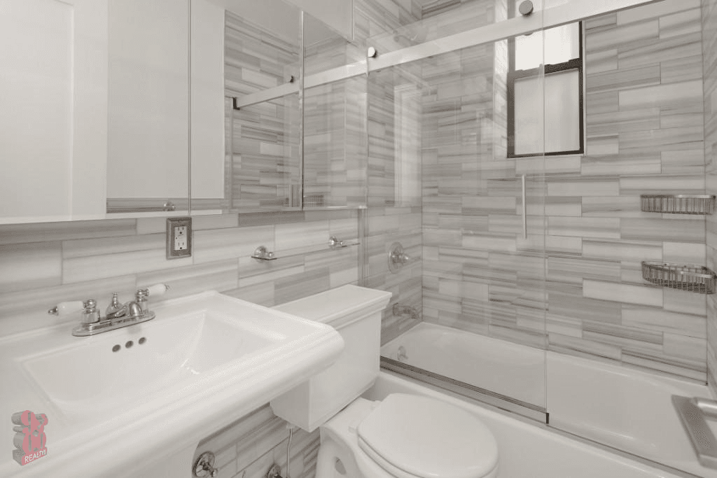 219 E 23RD ST., #7-8