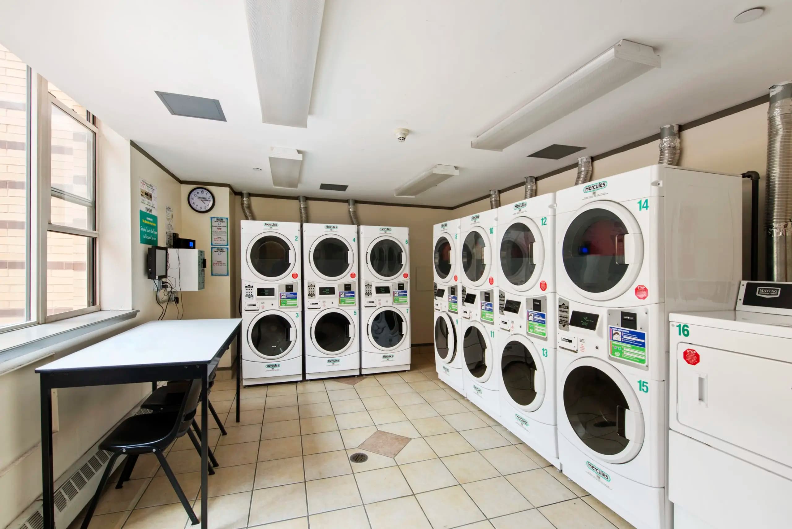 444 Manhattan Avenue, 1/B