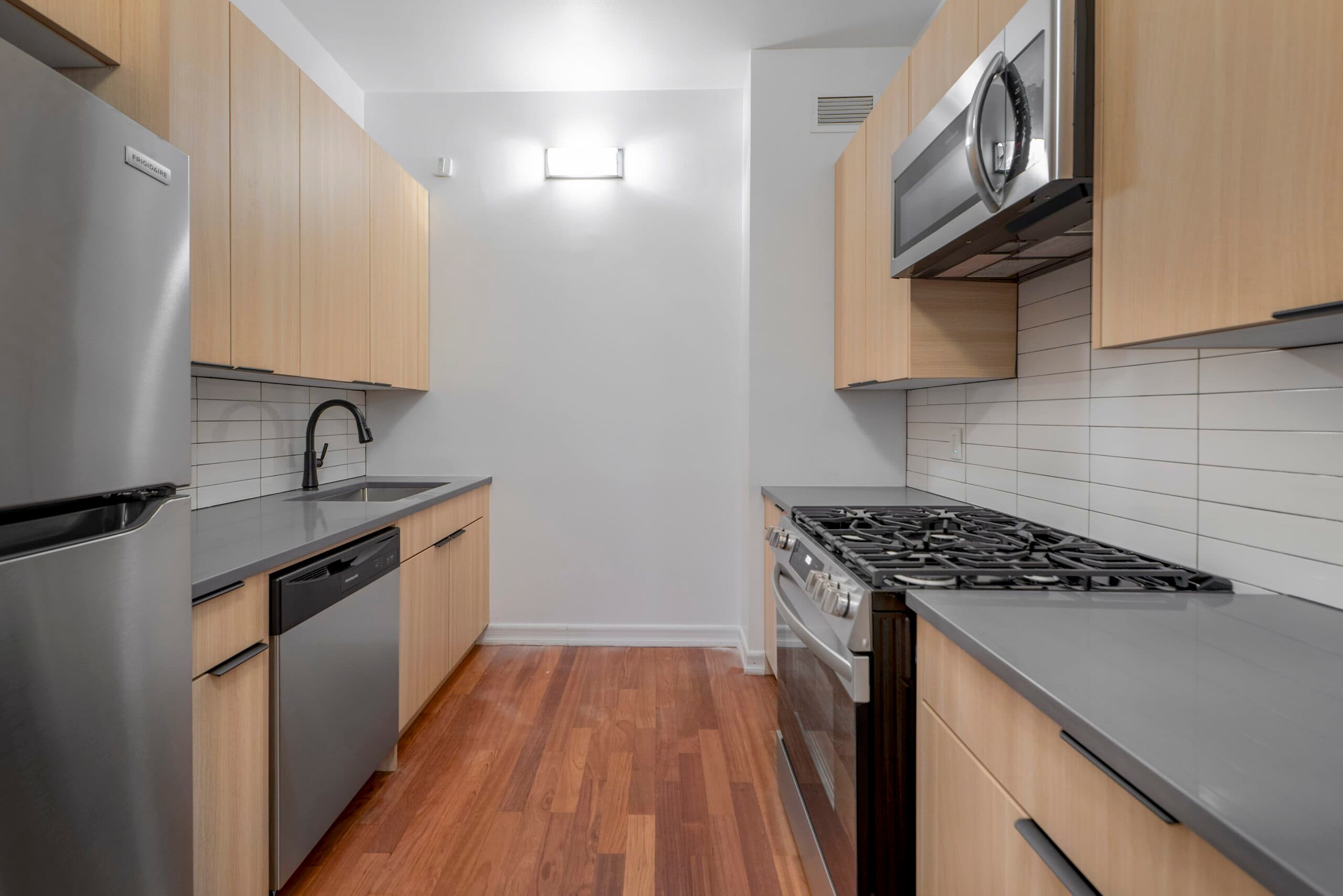 191 St. Nicholas Avenue, 1/F