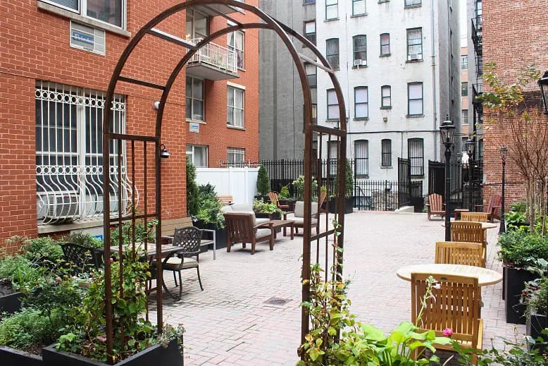 191 St. Nicholas Avenue, 1/F