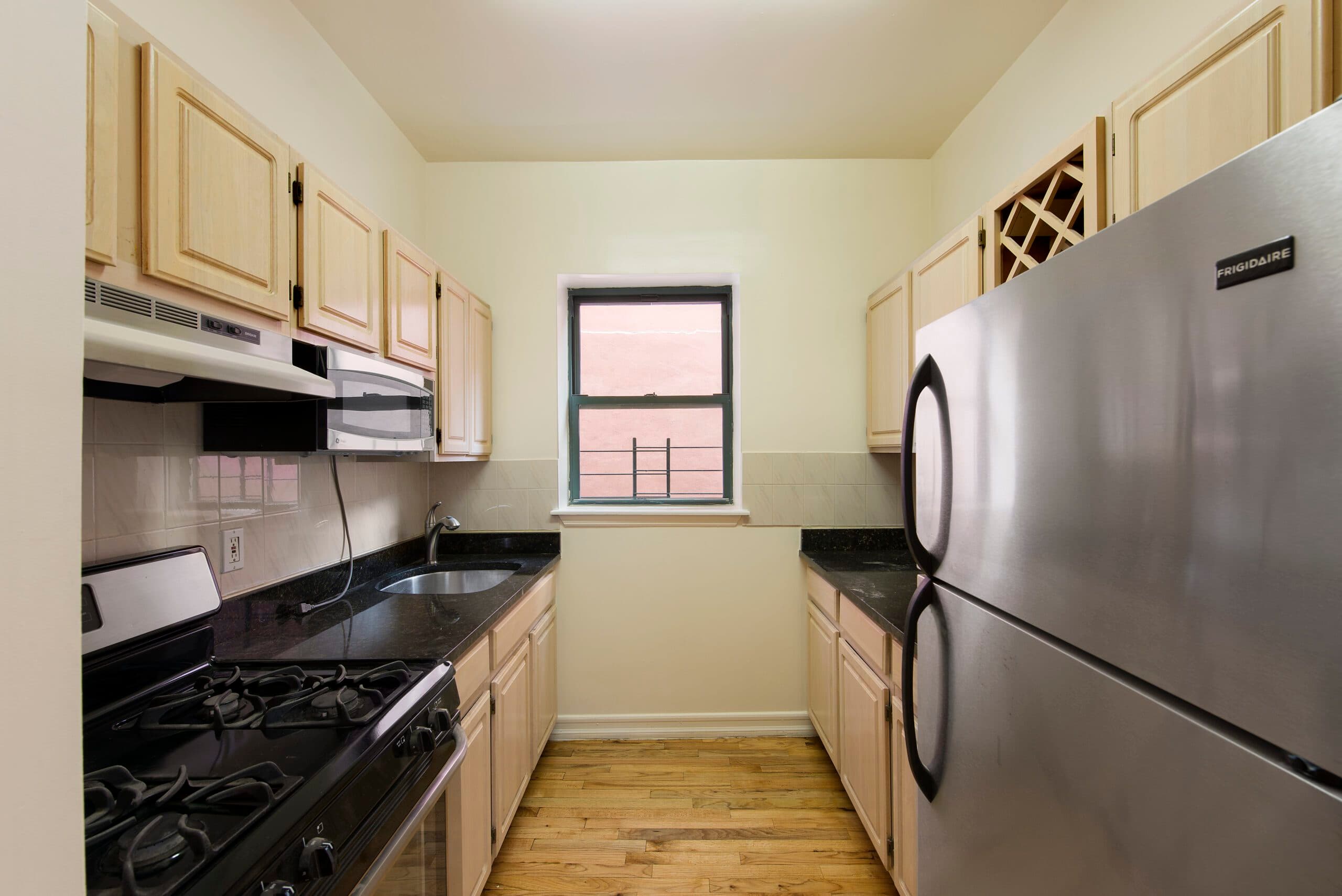 2212 Frederick Douglass Boulevard, 5/B