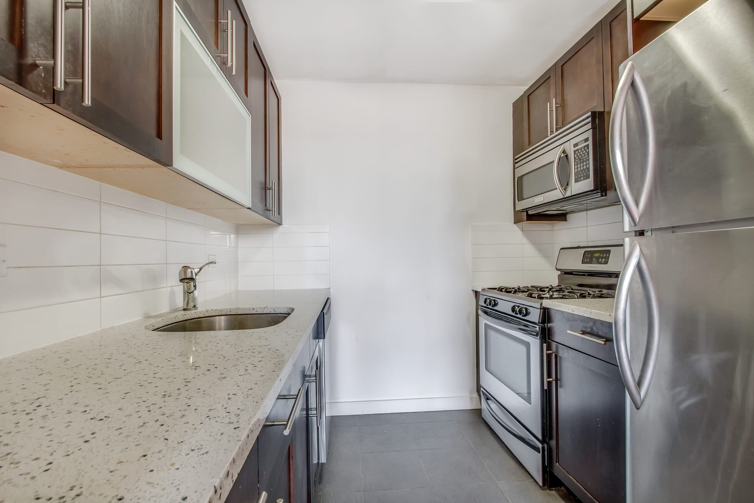 454 Manhattan Avenue, 8F